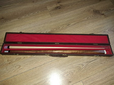 RAY REARDON VINTAGE SNOOKER CUE IN BOX