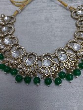  Indian jewellery , Necklace