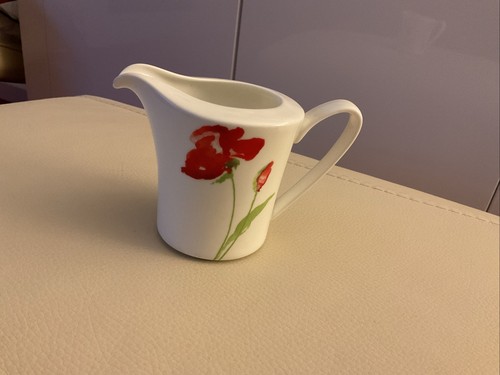 Aynsley meadow pattern fine - aynsley,