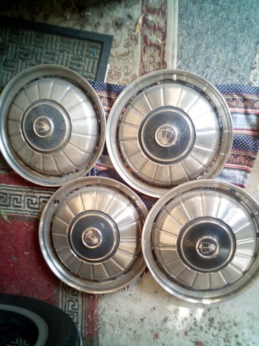 Classic rover wheel - rover, trims