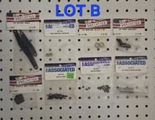 Team Associated ~ 8 Item Parts Lot ~ RC18T / RC18B / RC18MT ~ Lot B