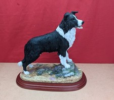 Border Fine Arts Figurine - Border Collie 'Standing' (On Plinth) A1865 - Boxed