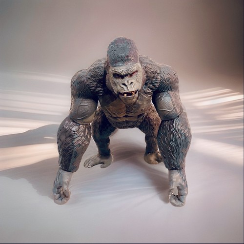 King kong action figure - king, 17"