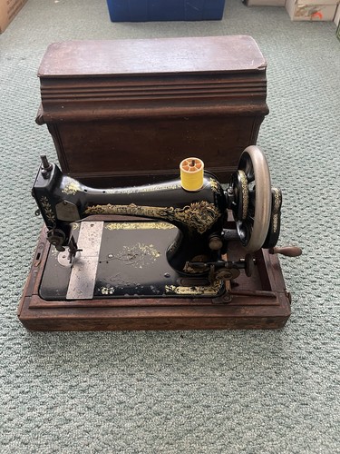 Vintage singer sewing machine - sewing,