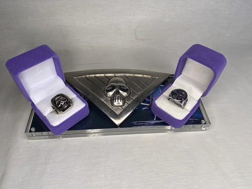 The phantom belt - the, buckle