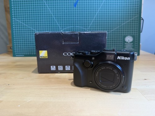 Nikon coolpix p7100 1mp - nikon,