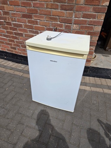 Bush bucr6085w under counter - bush,