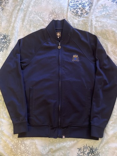 Pretty green 1972 crest - green,