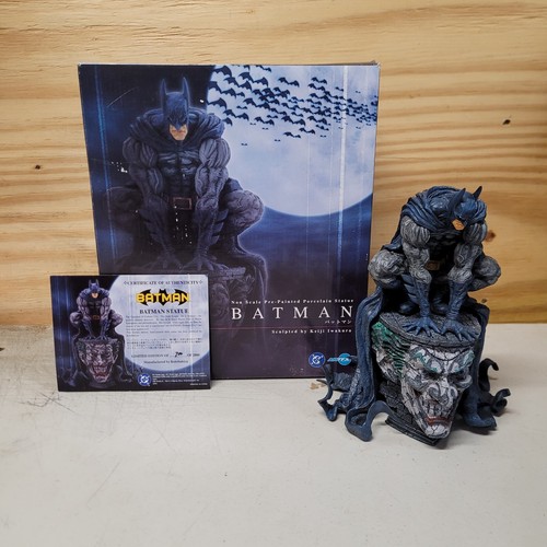Batman joker gargoyle - batman,
