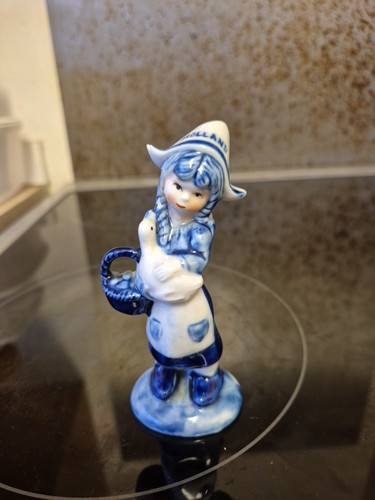 Delft blue holland - woman, with