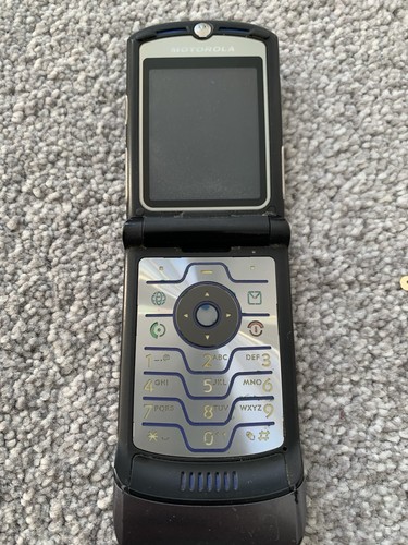 Motorola razr v3i classic - –,