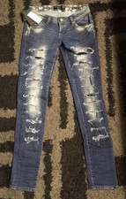 Simply Chic Skinny Jeans Small