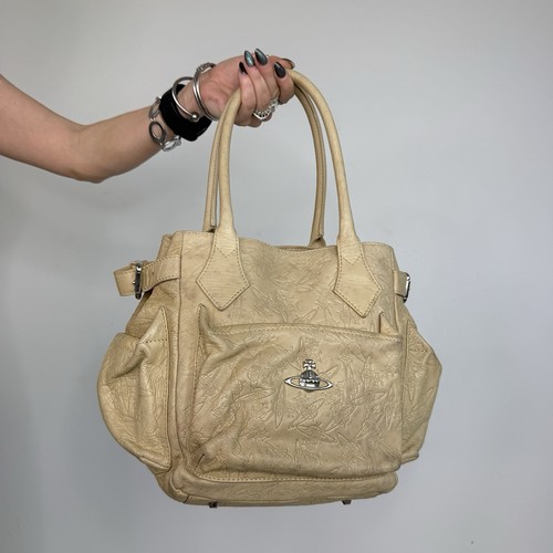 Authentic vivienne westwood - authentic,