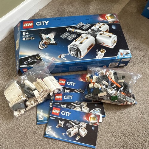 Lego city space 60227 - lego, lunar