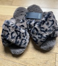 New animal Print Mule Slippers  Jeff Banks Size 4 