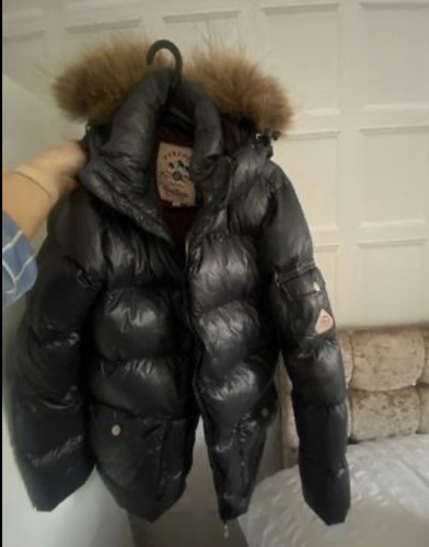 Pyrenex coat with - , trim