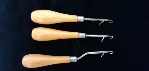 Vintage wood handle - 3, latch