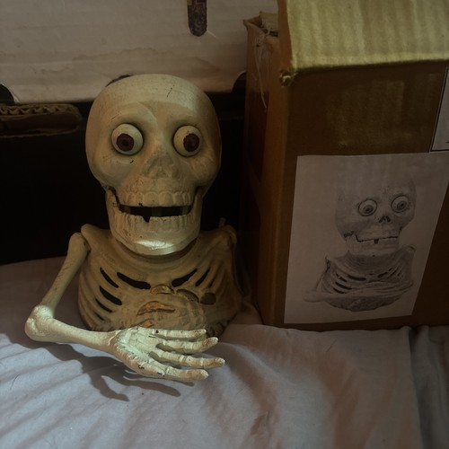 Skeleton money box - skeleton,