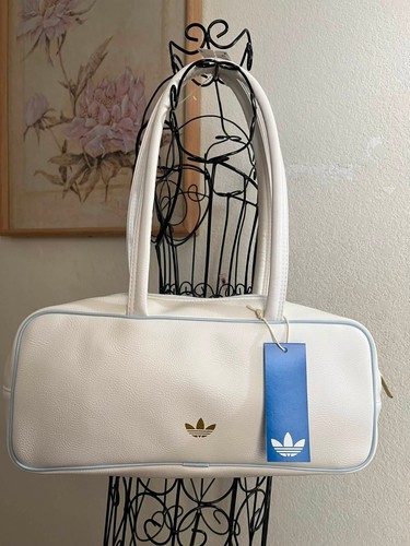 Adidas adicolor elongated - adidas,