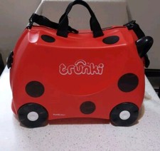 Trunki 18L Harley The Ladybug Ride-on Kids Suitcase - Red