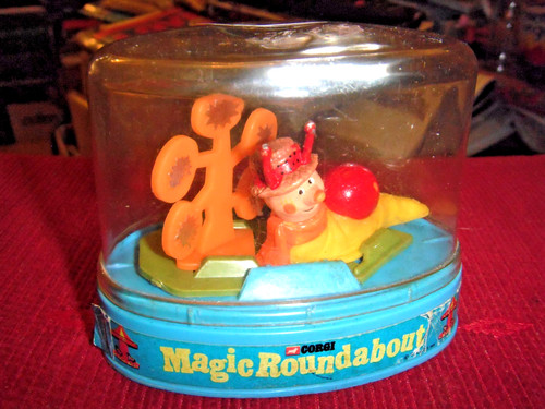 Vintage 1972 corgi 865 magic - 1972,