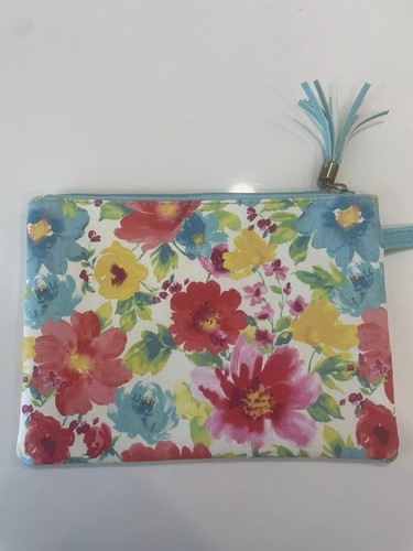 Pioneer woman breezy blossom - woman,