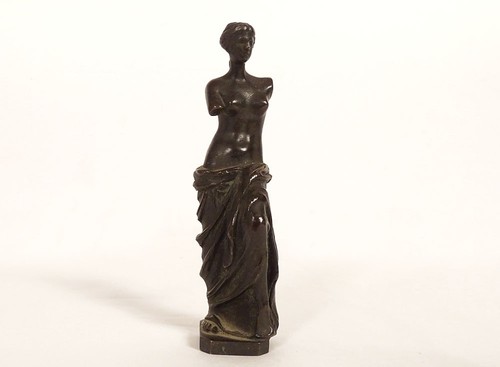 Small bronze sculpture - sculpture, statue