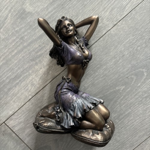 Veronese design bronze female - design,