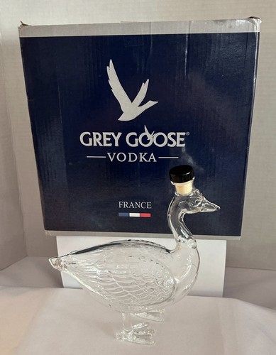 Grey goose vodka - goose, glass