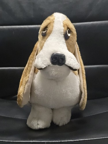 Hush puppies dog basset - dog,