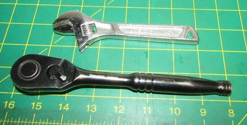 Husky adjustable wrench - 6",