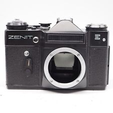 Zenit E 35mm SLR camera body 1981 Last Year Made, revised Logo and covering X016