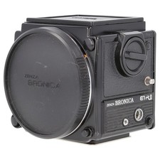 Zenza Bronica ETRSi Body Only / Medium Format 6x4.5 Camera (7314978)