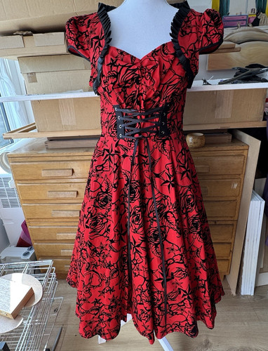 Bnwt hearts and roses - and,