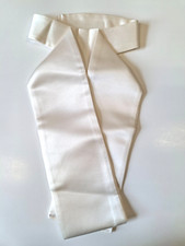 PRE TIED IVORY SATIN TIED
