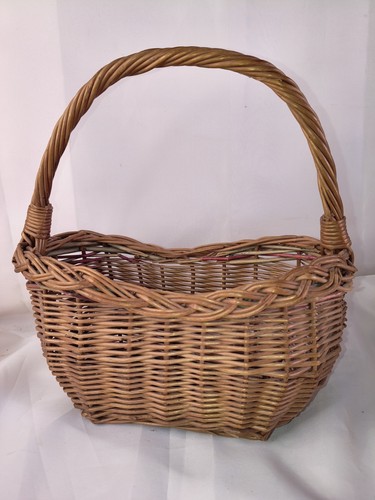 Childs vintage wicker - ,