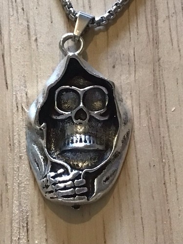 Hooded skull pendant - skull,