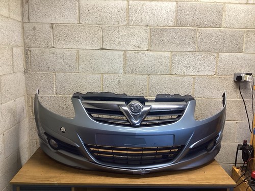 Vauxhall corsa silver - d,