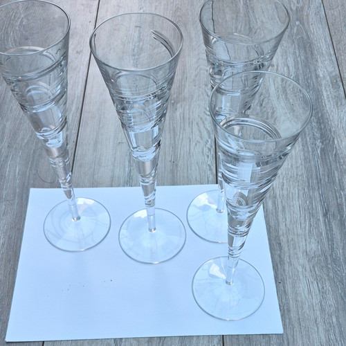 Champagne trumpet - champagne,