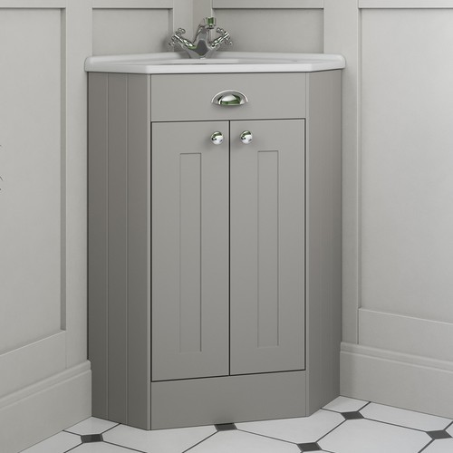 Corner bathroom traditional - bathroom,