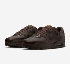 NIKE Air Max 90 Essential+