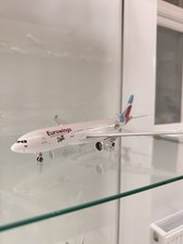 INLIGHT/JC Wings 1:200