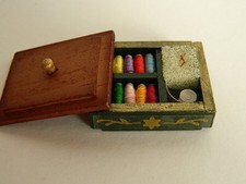 (M6.10)  1/12th scale DOLLS