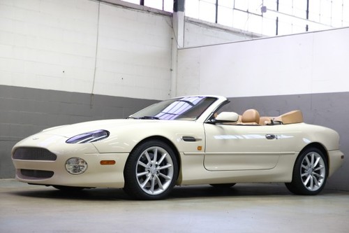 2002 aston martin - db7,