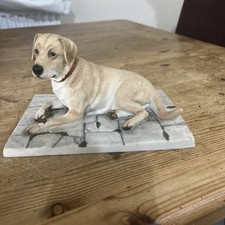 Sherratt & Simpson Yellow Labrador Dog with Stick 55694  - 12 x 13 x 19cm