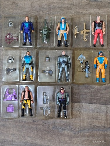 Job lot vintage kenner robocop - job,