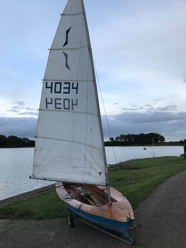 Solo sailing dinghy all wood - solo,