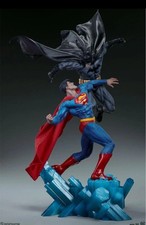 Batman vs. Superman Sideshow