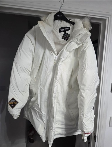 Supreme gore tex 700 fill - gore-tex, 700-fill