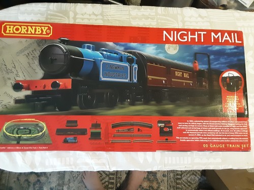 Hornby night mail - train, set